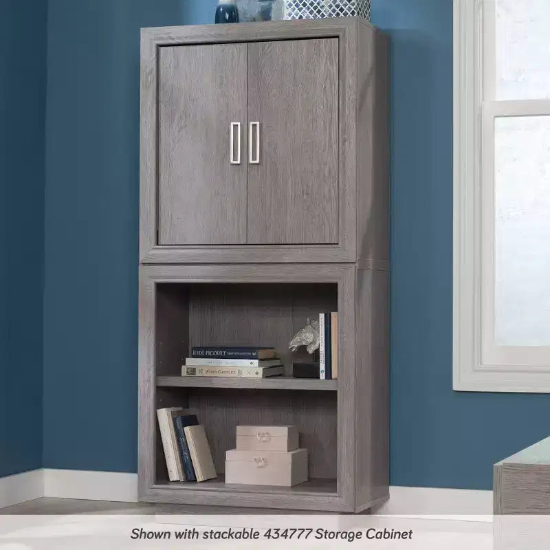 Meuble bas de bureau 2 portes avec étagère réglable, chêne cendre