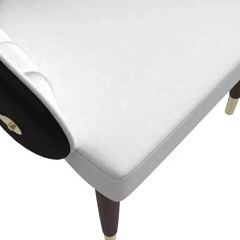 Chaise de salle à manger à dossier haut, en cuir végétalien avec dossier ondulé et accents dorés