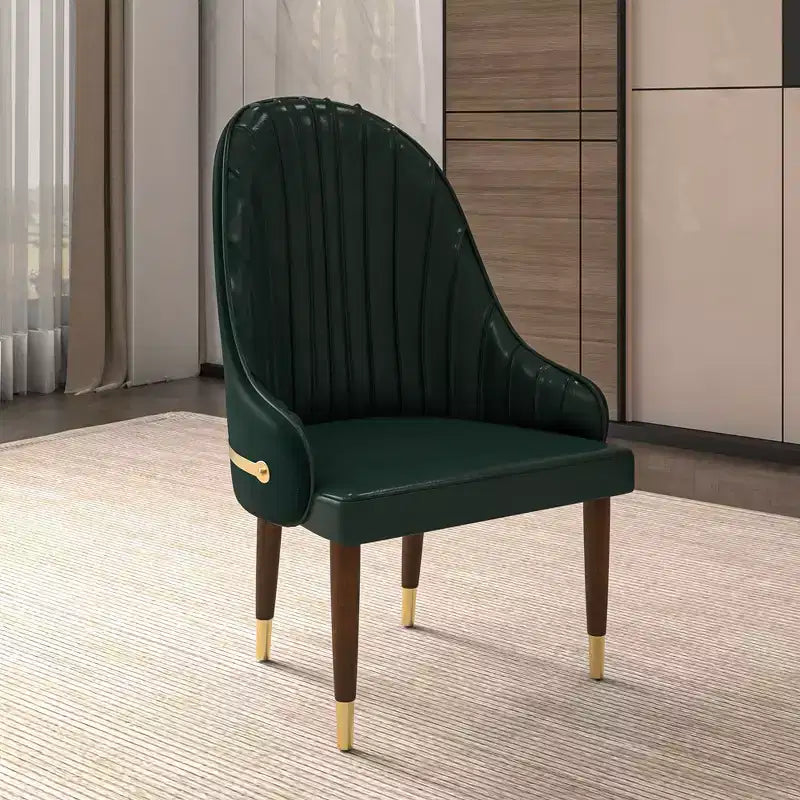 Chaise de salle à manger à dossier haut, en cuir végétalien avec dossier ondulé et accents dorés
